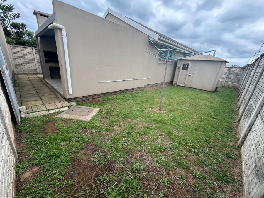 To Let 2 Bedroom Property for Rent in Gonubie Eastern Cape